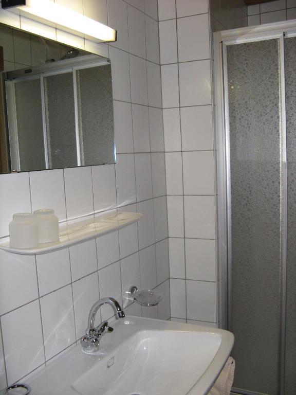 Ferienwohnung Wohlfarter Йерценс Номер фото