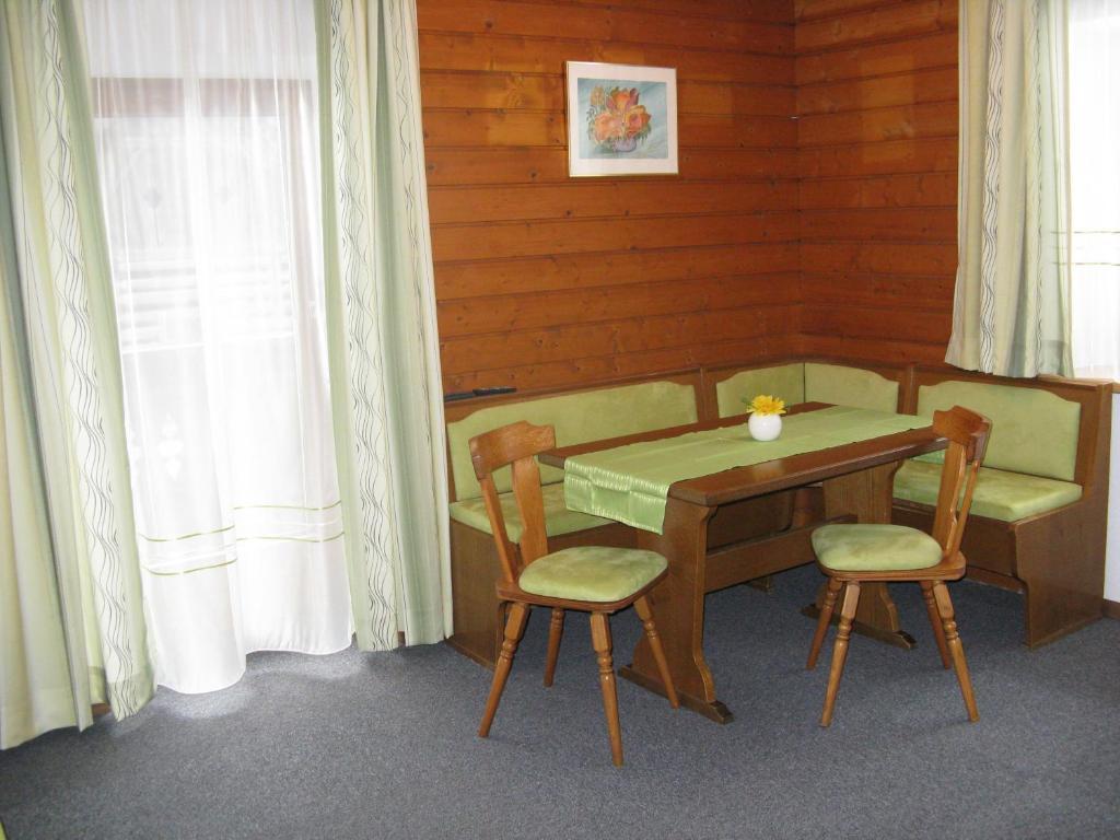 Ferienwohnung Wohlfarter Йерценс Экстерьер фото