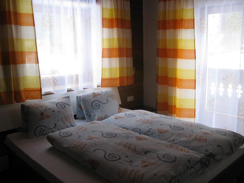 Ferienwohnung Wohlfarter Йерценс Экстерьер фото