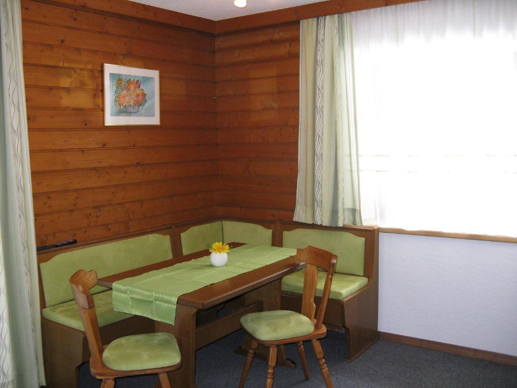 Ferienwohnung Wohlfarter Йерценс Номер фото