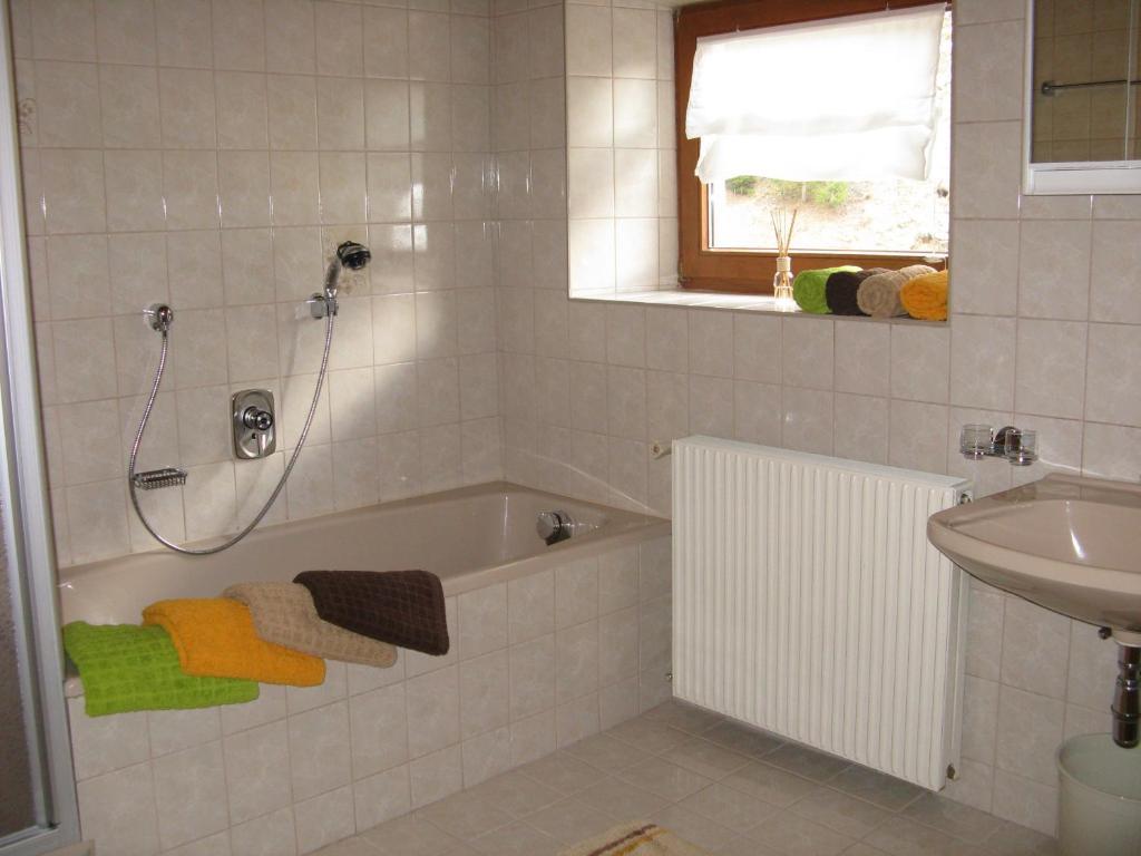 Ferienwohnung Wohlfarter Йерценс Номер фото