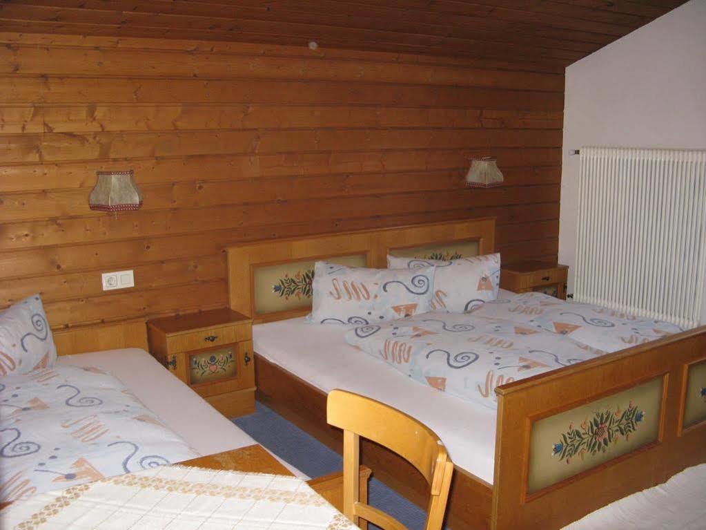 Ferienwohnung Wohlfarter Йерценс Экстерьер фото